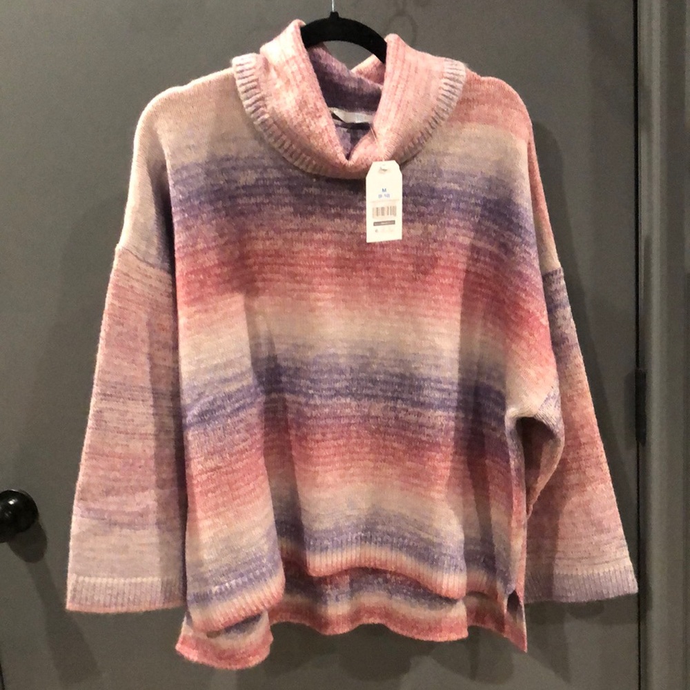 Pink medium sweater NWT